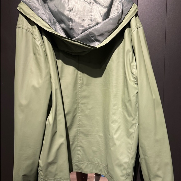 Rain Jacket - Picture 4 of 4